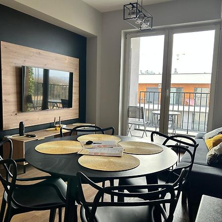 Apartament No82 Yellow Holiday Home زاتور المظهر الخارجي الصورة