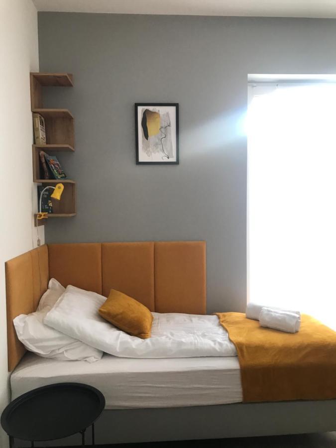 Apartament No82 Yellow Holiday Home زاتور المظهر الخارجي الصورة
