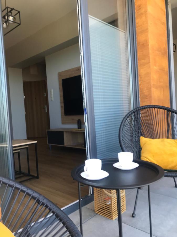 Apartament No82 Yellow Holiday Home زاتور المظهر الخارجي الصورة
