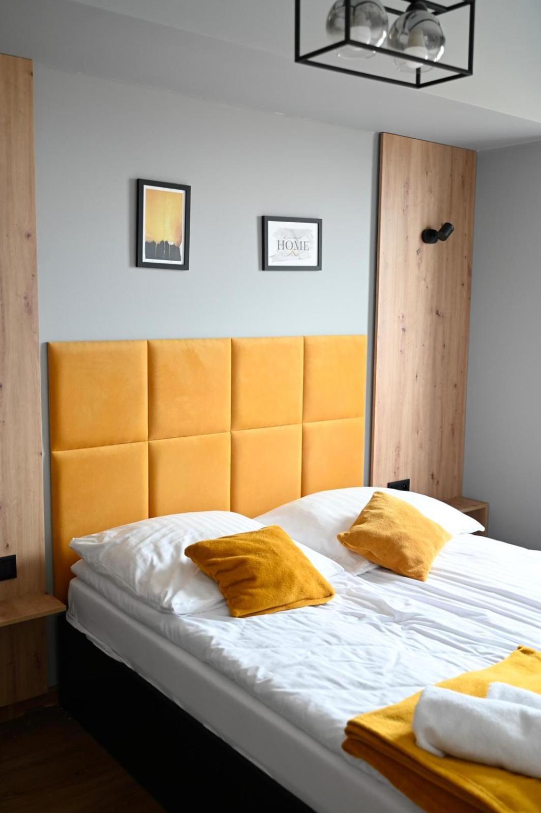 Apartament No82 Yellow Holiday Home زاتور المظهر الخارجي الصورة