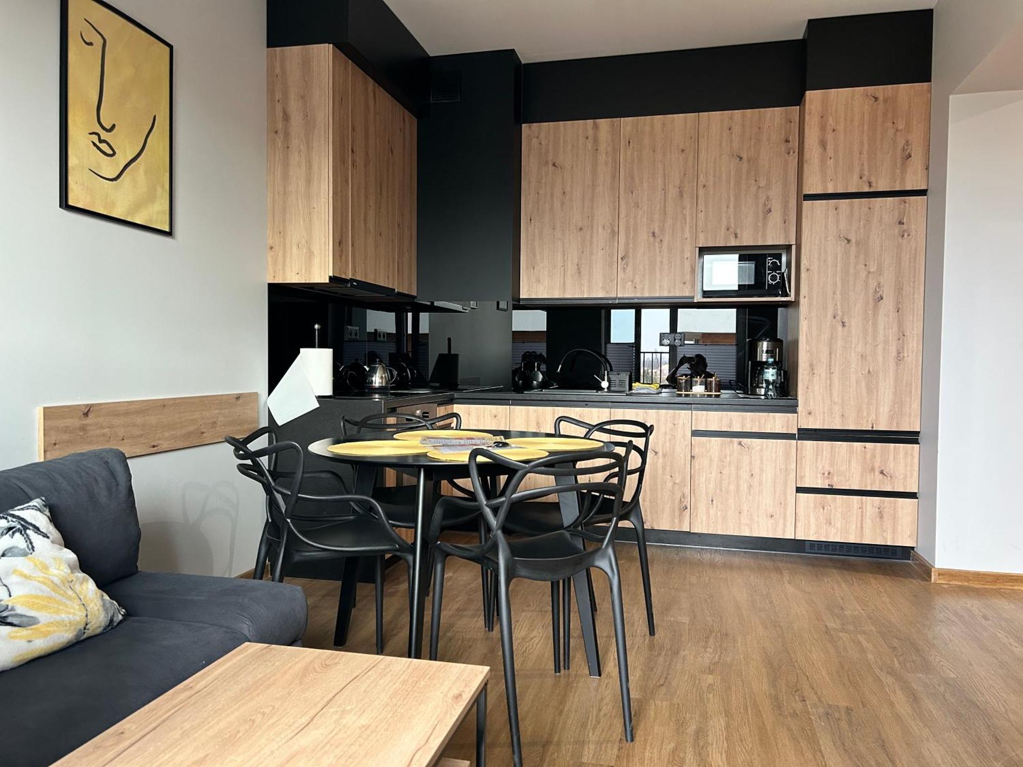 Apartament No82 Yellow Holiday Home زاتور المظهر الخارجي الصورة